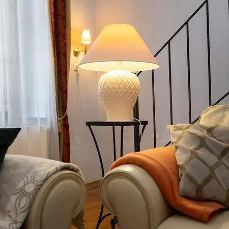 Art Deco In Old Town With Ac And Terrace * Μπρατισλάβα