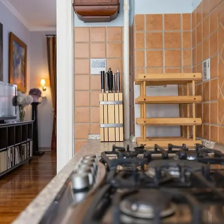 Διαμέρισμα Art Deco In Old Town With Ac And Terrace Μπρατισλάβα